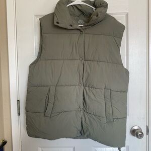The Mother Puffer Jacket